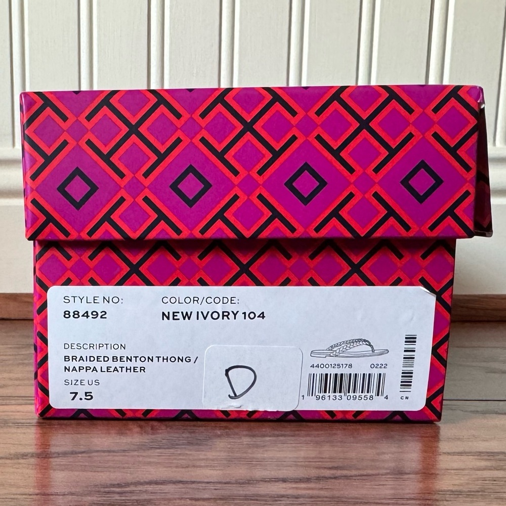 Tory Burch braided benton thong. - Picture 5 of 5